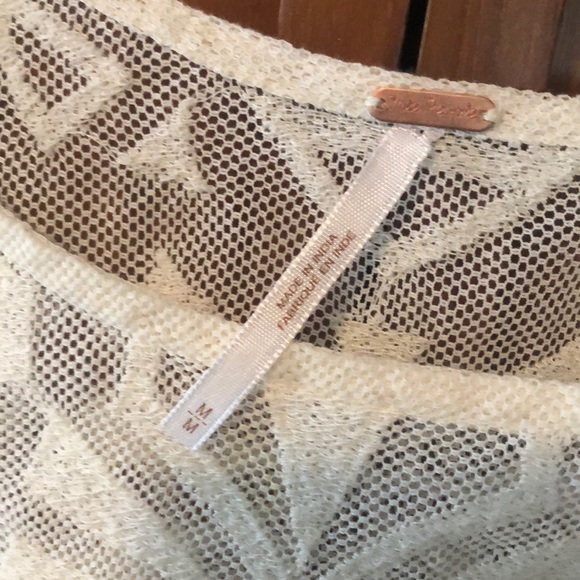 Stunning Free People cropped top. - Picture 3 of 6